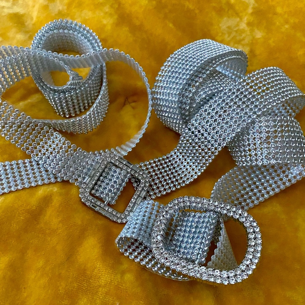 ✨BRAND NEW Free People Silver Rhinestone Belt Set (2)✨